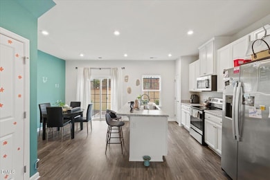 8721 Red Canyon Way, Raleigh, NC 27616 - photo 3