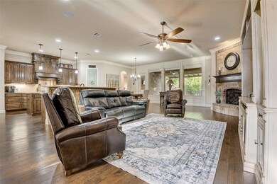 8721 Shadywood Ln, North Richland Hills, TX 76182 - photo 7