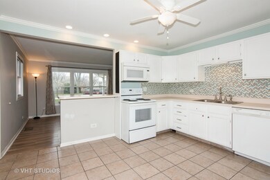 3104 Fremont St, Rolling Meadows, IL 60008 - photo 5