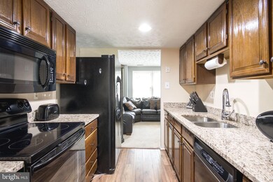 8335 Sperry Ct, Laurel, MD 20723 - photo 6