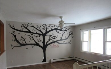 739 Avalon Ct, Greentown, IN 46936 - photo 2