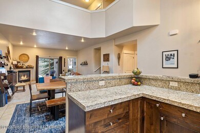 181 Abbey Ln-7