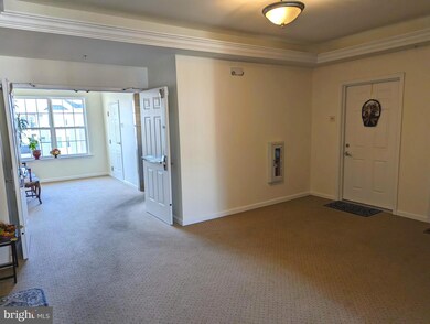 734 Creekside Dr unit 84, Brookhaven, PA 19015 - photo 3