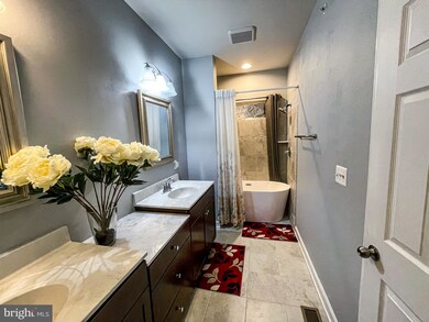 3035 Saint Josephs Dr, Upper Marlboro, MD 20774 - photo 4