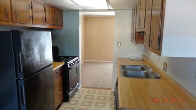 133 Tarryton Ct E unit 5B, Columbus, OH 43228 - photo 2