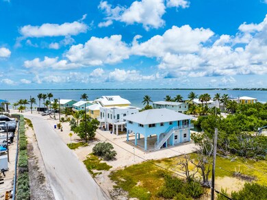 22837 Calico Jack Circle Crest-25