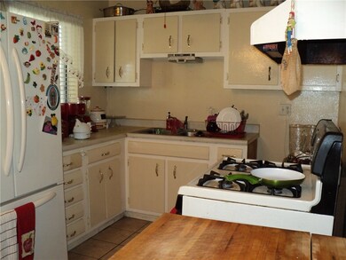 7203 Otero Ct, El Paso, TX 79915 - photo 7