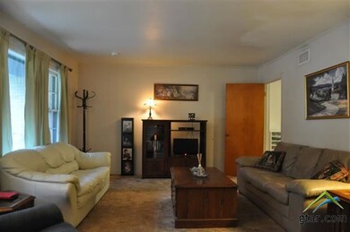 1307 1307 Graham Dr, Tyler, TX 75701 - photo 3