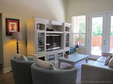 1814 Sunset Park Terrace, Ardmore, OK 73401 - photo 2