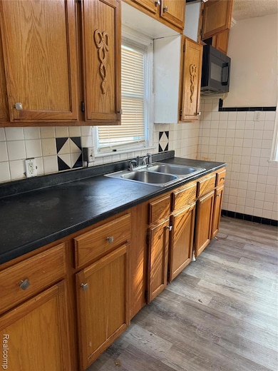 13209 Terry St, Detroit, MI 48227 - photo 2