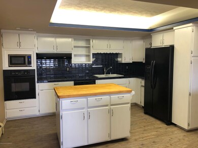 4F14CE25-15D2-4230-8460-A7E268697C72