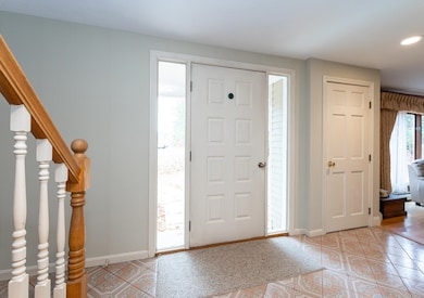 285 E Dunstable Rd, Nashua, NH 03062 - photo 5