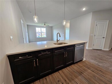 430 Cambria St unit 305, Freemansburg, PA 18017 - photo 5