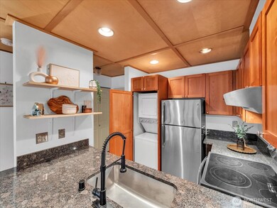 Park Summit Condominium unit N308, Seattle, WA 98102 - photo 3