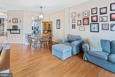 89 N Savanna Dr, Pottstown, PA 19465 - photo 2