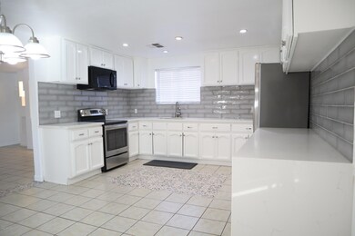 3026 N 46th Ave, Phoenix, AZ 85031 - photo 5