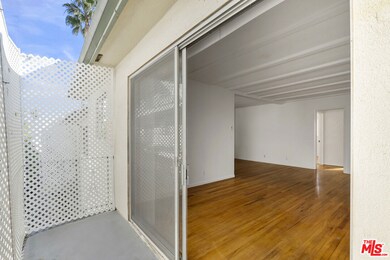 923 N San Vicente Blvd unit 6, West Hollywood, CA 90069 - photo 4