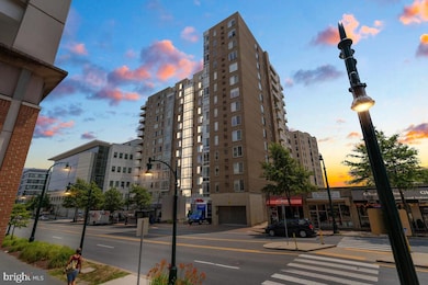 The Crescent unit 1003, Silver Spring, MD 20910 - photo 2