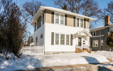 110_Reeves_Court-25