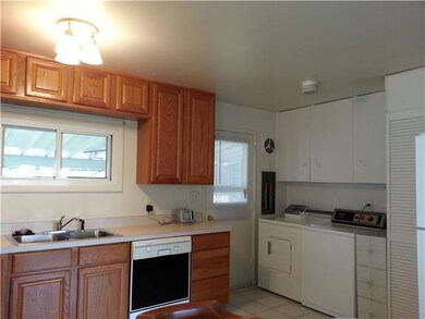 4208 Elbern Ave, Columbus, OH 43213 - photo 3