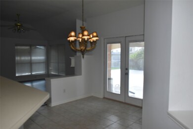 507 Springhope Ct, Houston, TX 77049 - photo 6