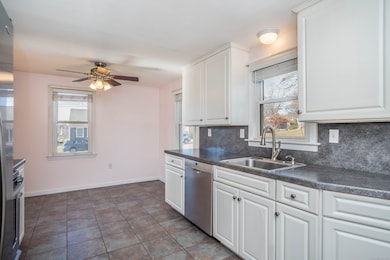 64 Kenlock St, Newington, CT 06111 - photo 6