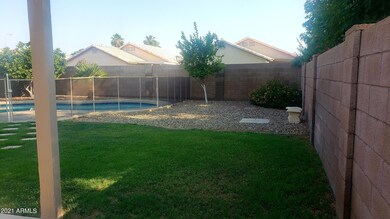 744 E Gail Dr, Chandler, AZ 85225 - photo 6