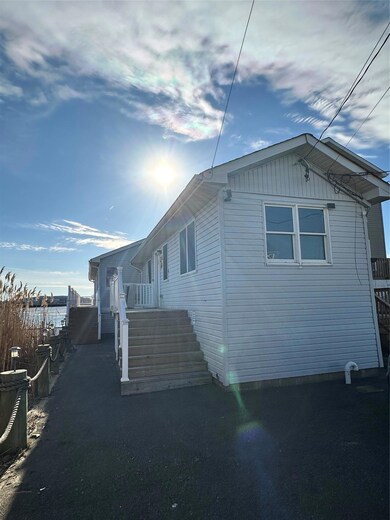 5 Sheridan Place, Island Park, NY 11558 - photo 5