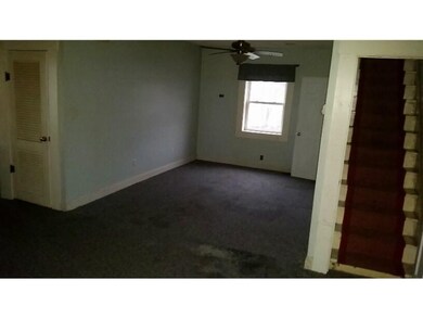 323 Maple St, Tipton, IN 46072 - photo 5