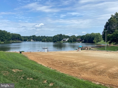 15076 Holleyside Dr, Dumfries, VA 22025 - photo 3