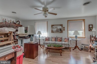 215 W Potomac St unit 2, Brunswick, MD 21716 - photo 4