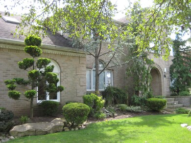 15 W Castor Place, Staten Island, NY 10312 - photo 2