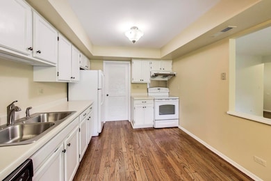 422 58th Place unit 7, Hinsdale, IL 60521 - photo 6