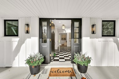 10525 N Fairway Ln, Mequon, WI 53092 - photo 3