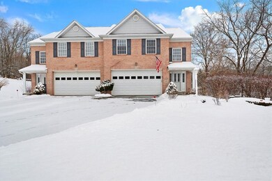 124 Fox Trot Dr, Eighty Four, PA 15330 - photo 2