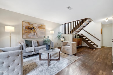 3905 Wendy Ln, Raleigh, NC 27606 - photo 6