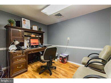 49 N Richardson Ave, Lansdale, PA 19446 - photo 6