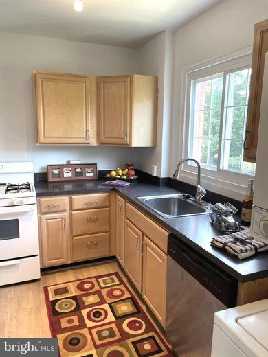 1604 Mount Eagle Place, Alexandria, VA 22302 - photo 7