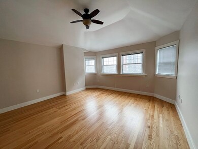 76 Sewall Ave unit C, Brookline, MA 02446 - photo 2