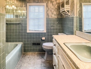 67 Chesapeake Ave, Lake Hiawatha, NJ 07034 - photo 4