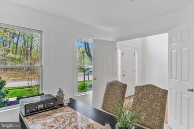 14606 Stratfield Cir, Laurel, MD 20707 - photo 5