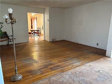 324 Main St, New Kensington, PA 15068 - photo 4