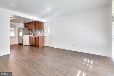 2415 Alma Rd, Halethorpe, MD 21227 - photo 2