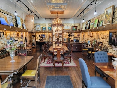 115 E Main St, Caledonia, MN 55921 - photo 2