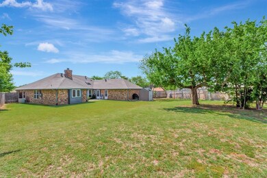 317 Norfolk Ct, Bedford, TX 76021 - photo 2