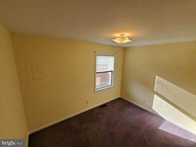 202 Kingston Park Ln, Middle River, MD 21220 - photo 7