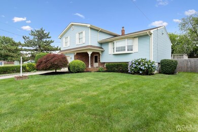 667 Franklin Dr, Perth Amboy, NJ 08861 - photo 3