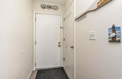 502 N Waccamaw Dr unit 302, Murrells Inlet, SC 29576 - photo 5