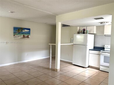 1209 N 17th Ave unit 1209, Hollywood, FL 33020 - photo 2