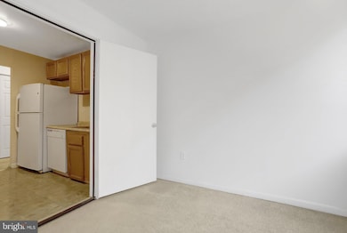 Columbia Condominiums unit 412, Arlington, VA 22204 - photo 7